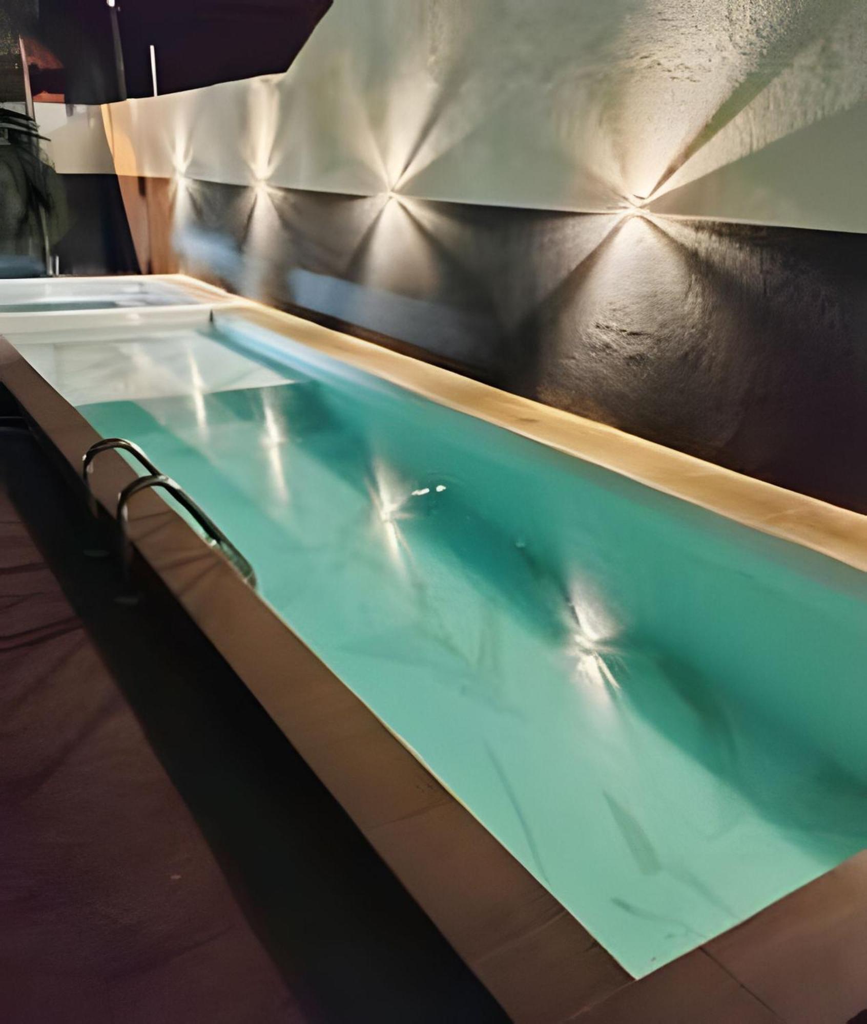 Casa de férias Casa Encantadora Com Piscina,prainha E
